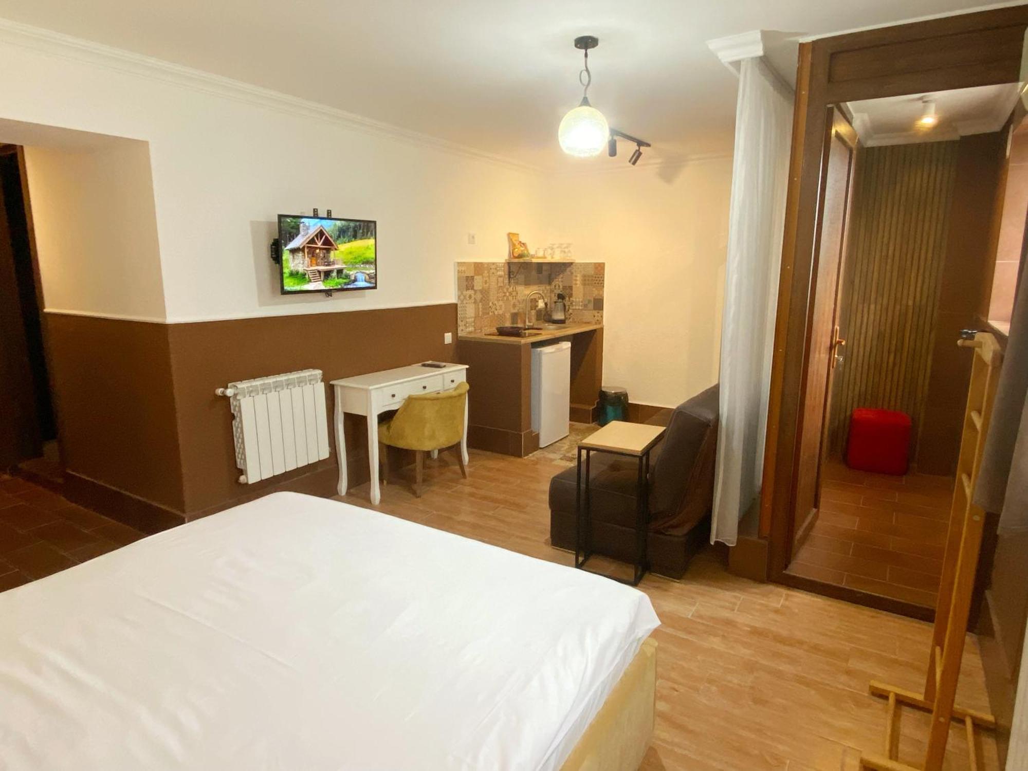 Hotel Orange كوتايسي المظهر الخارجي الصورة